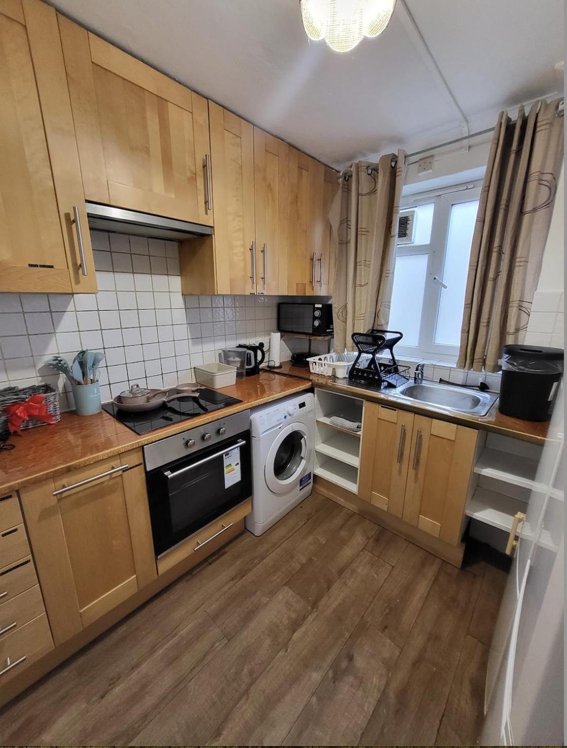 Huge And Affordable 3 Bedroom Flat In Hammersmith For 7 People With Welcome Breakfast London Luaran gambar