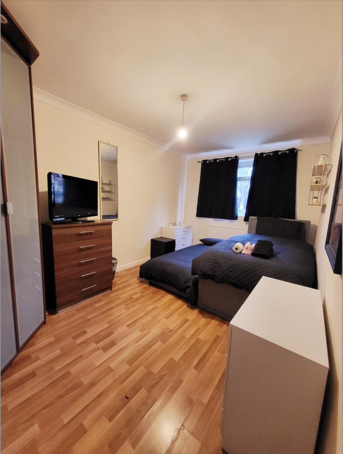 Huge And Affordable 3 Bedroom Flat In Hammersmith For 7 People With Welcome Breakfast London Luaran gambar