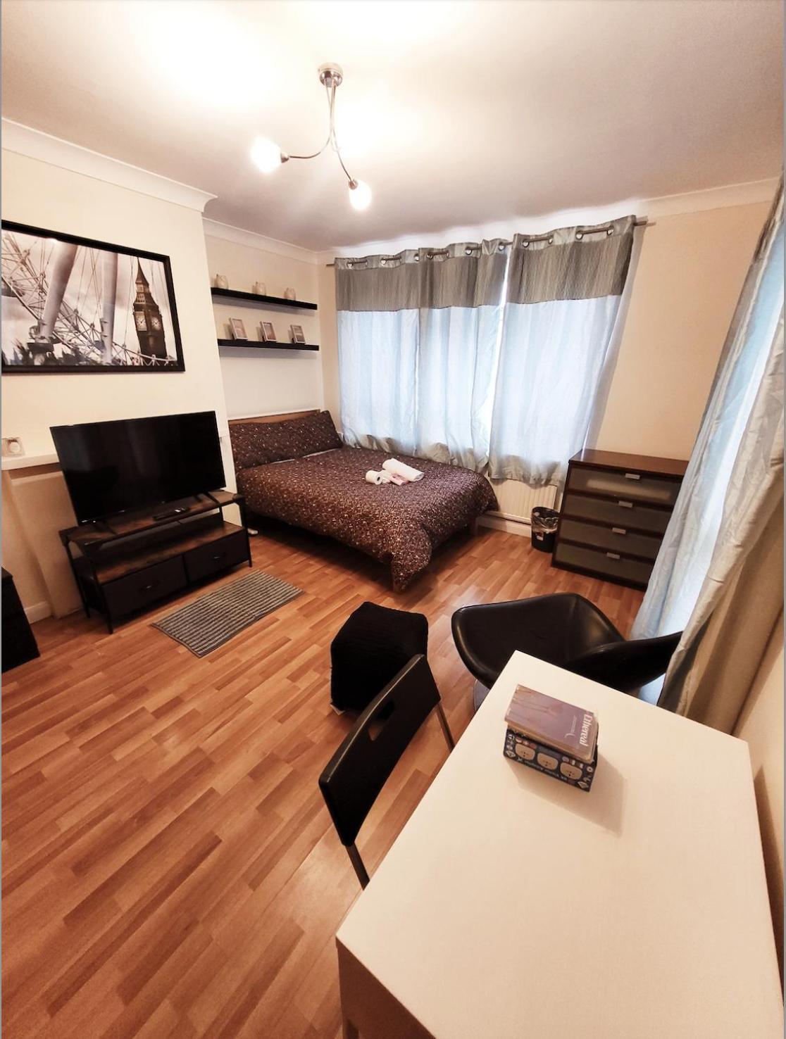 Huge And Affordable 3 Bedroom Flat In Hammersmith For 7 People With Welcome Breakfast London Luaran gambar