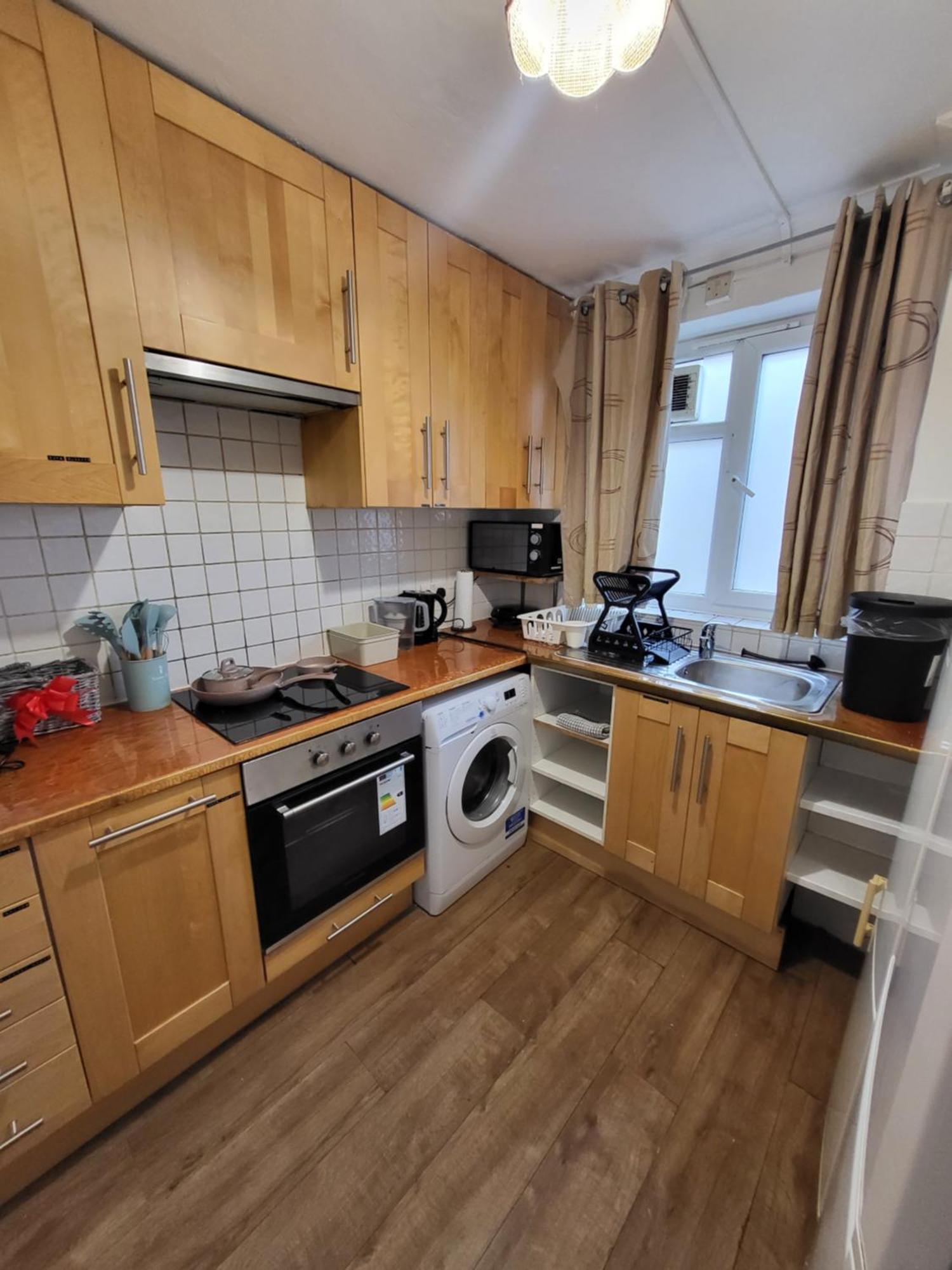 Huge And Affordable 3 Bedroom Flat In Hammersmith For 7 People With Welcome Breakfast London Luaran gambar