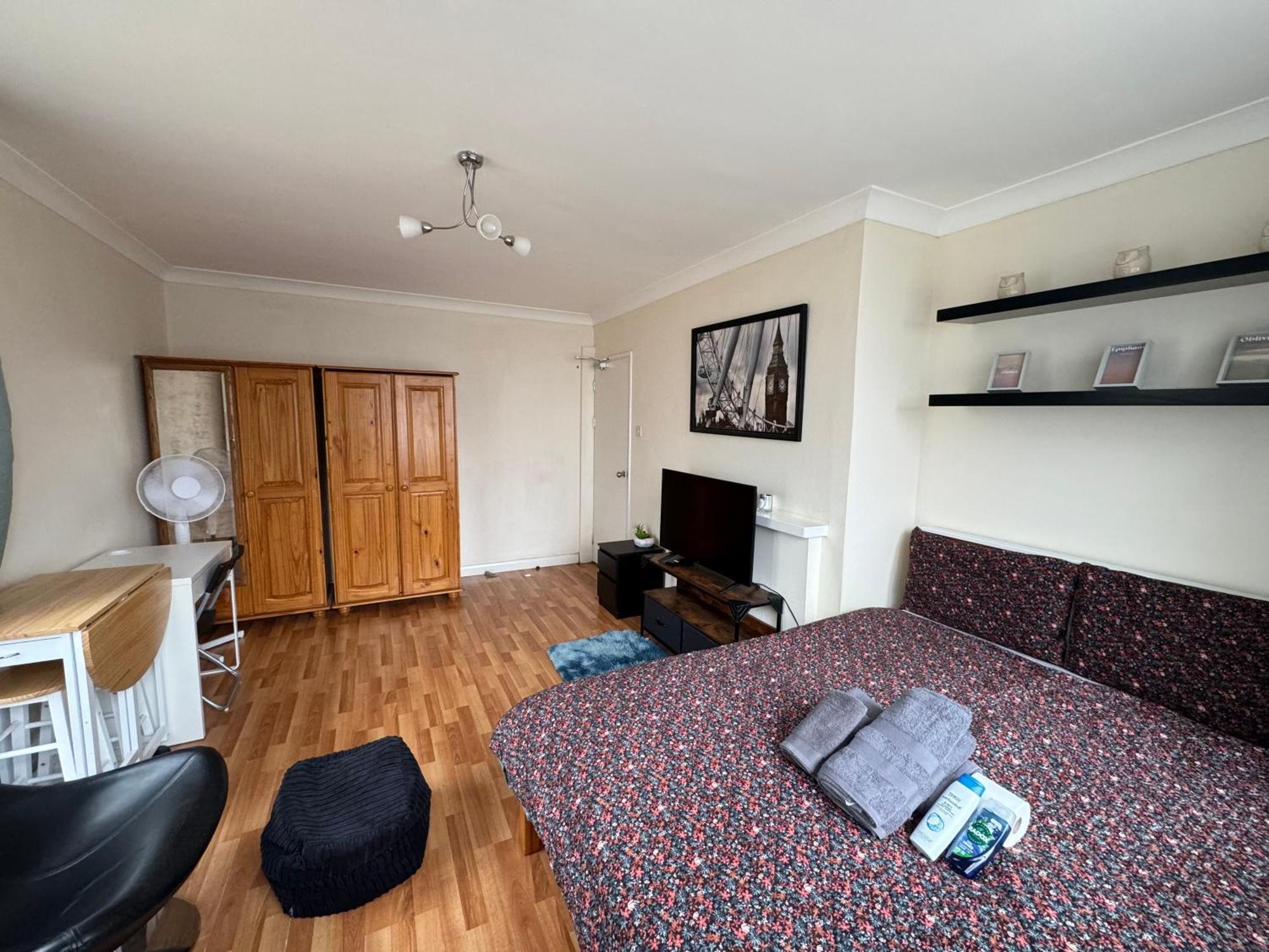 Huge And Affordable 3 Bedroom Flat In Hammersmith For 7 People With Welcome Breakfast London Luaran gambar