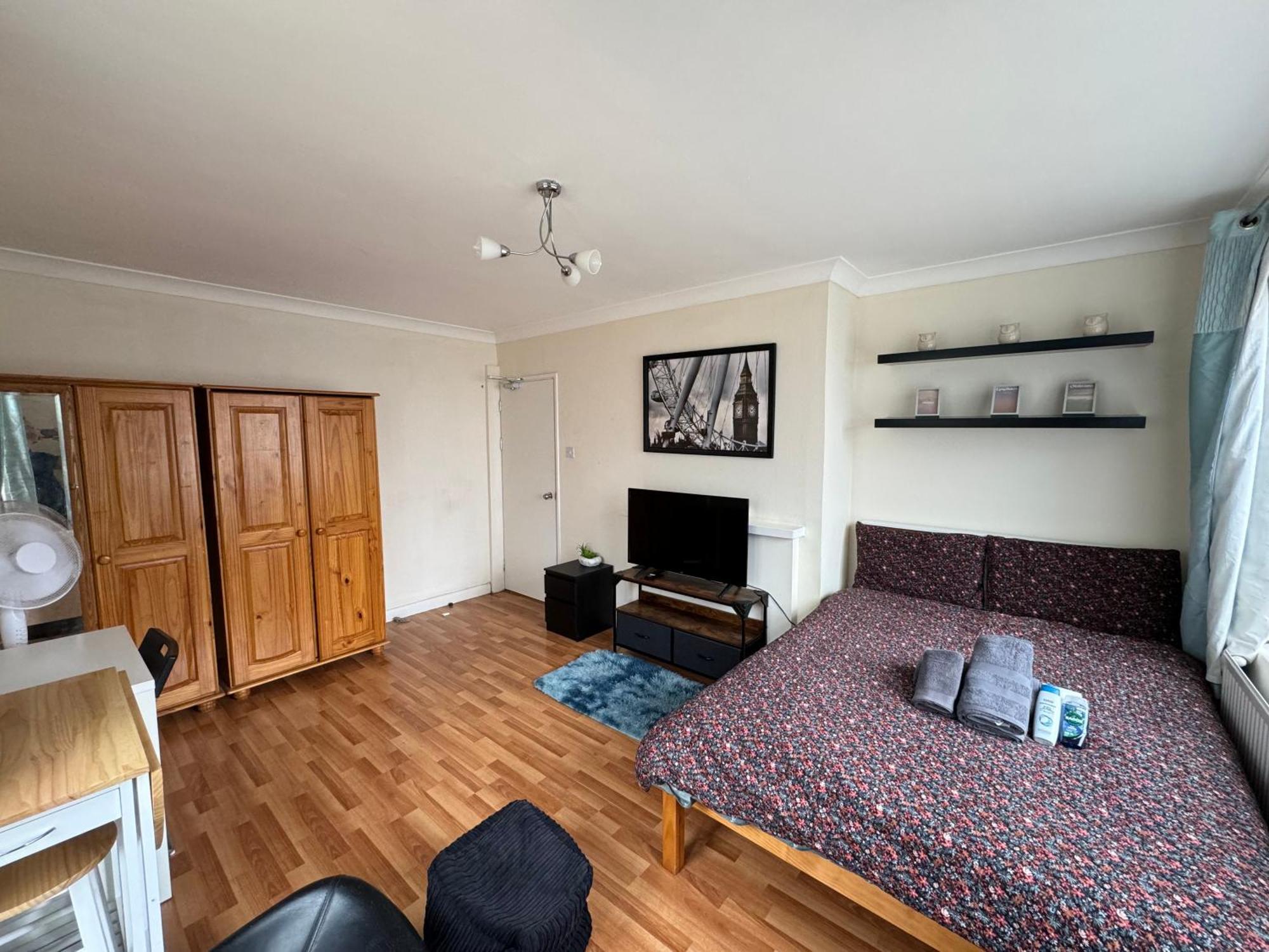 Huge And Affordable 3 Bedroom Flat In Hammersmith For 7 People With Welcome Breakfast London Luaran gambar